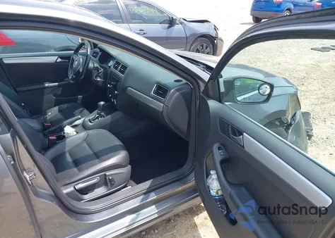 2013 Volkswagen Jetta 2.5L Se from USA, damaged, VIN 3VWDP7AJ4DM270751